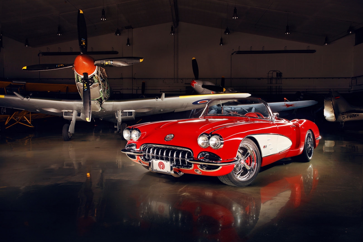 BIG RED CORVETTE 1959
