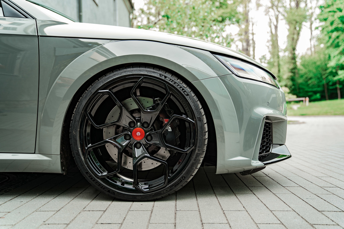 EDISON 20" AUDI TTRS 8S